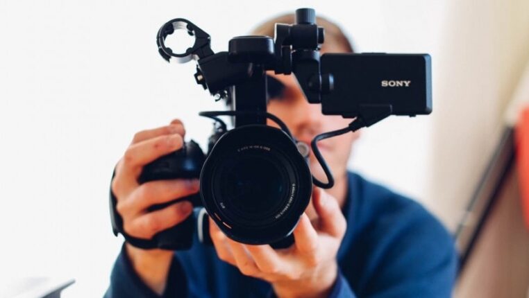 5 Reasons to Incorporate Video Into Your Content Marketing Strategy